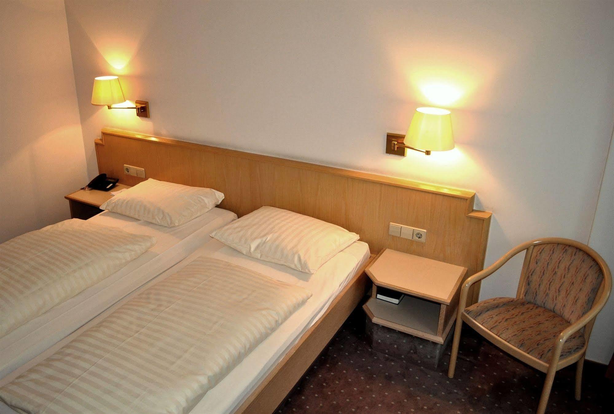 Parkhotel Frankfurt Airport Hattersheim am Main Exteriér fotografie