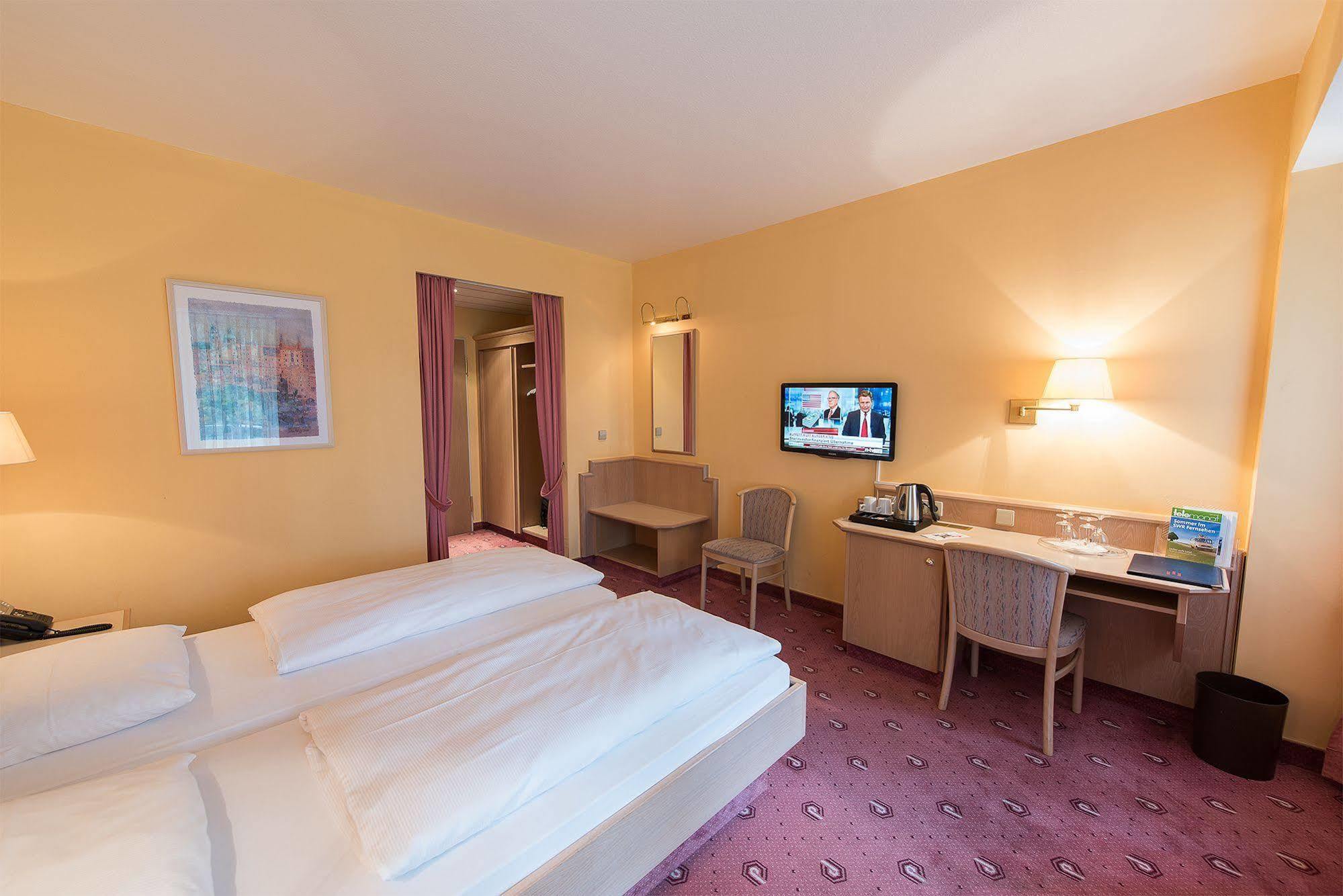 Parkhotel Frankfurt Airport Hattersheim am Main Exteriér fotografie